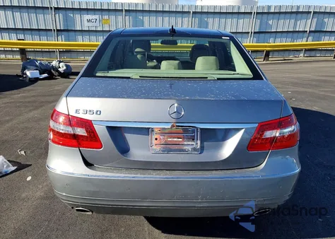 2012 Mercedes-Benz E 350 z USA, uszkodzony, nr VIN WDDHF5KB9CA555191